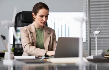 A Importância de uma Presença Digital Sólida para Advogados: Estratégias Essenciais