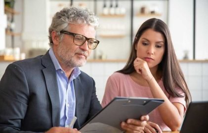 Como a comunicação clara fortalece a relação Advogado-Cliente: dicas de Marketing Jurídico